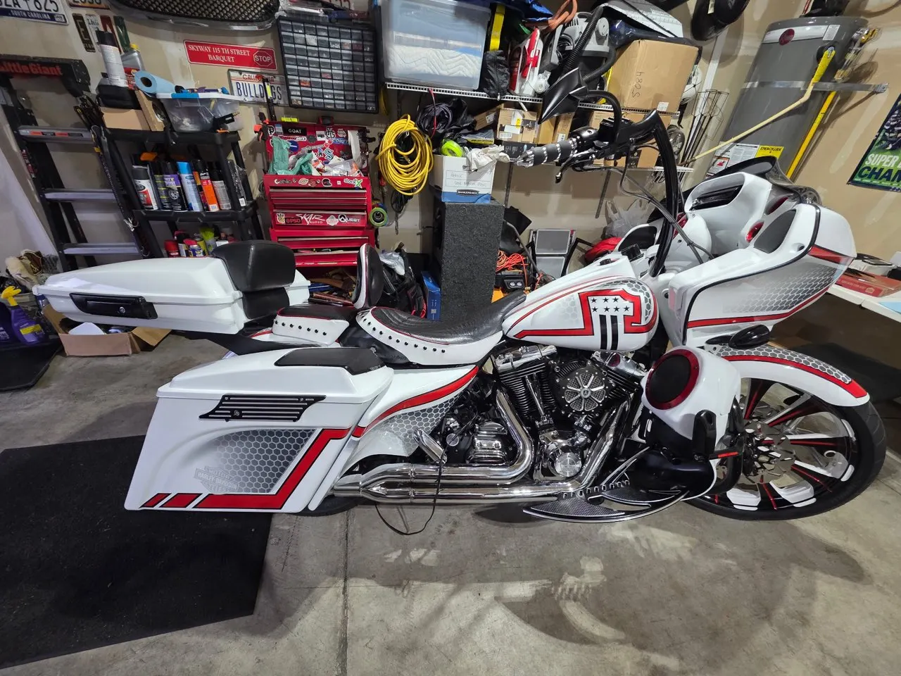 RC Graphics Auto Wraps and Signs project photo in Milton